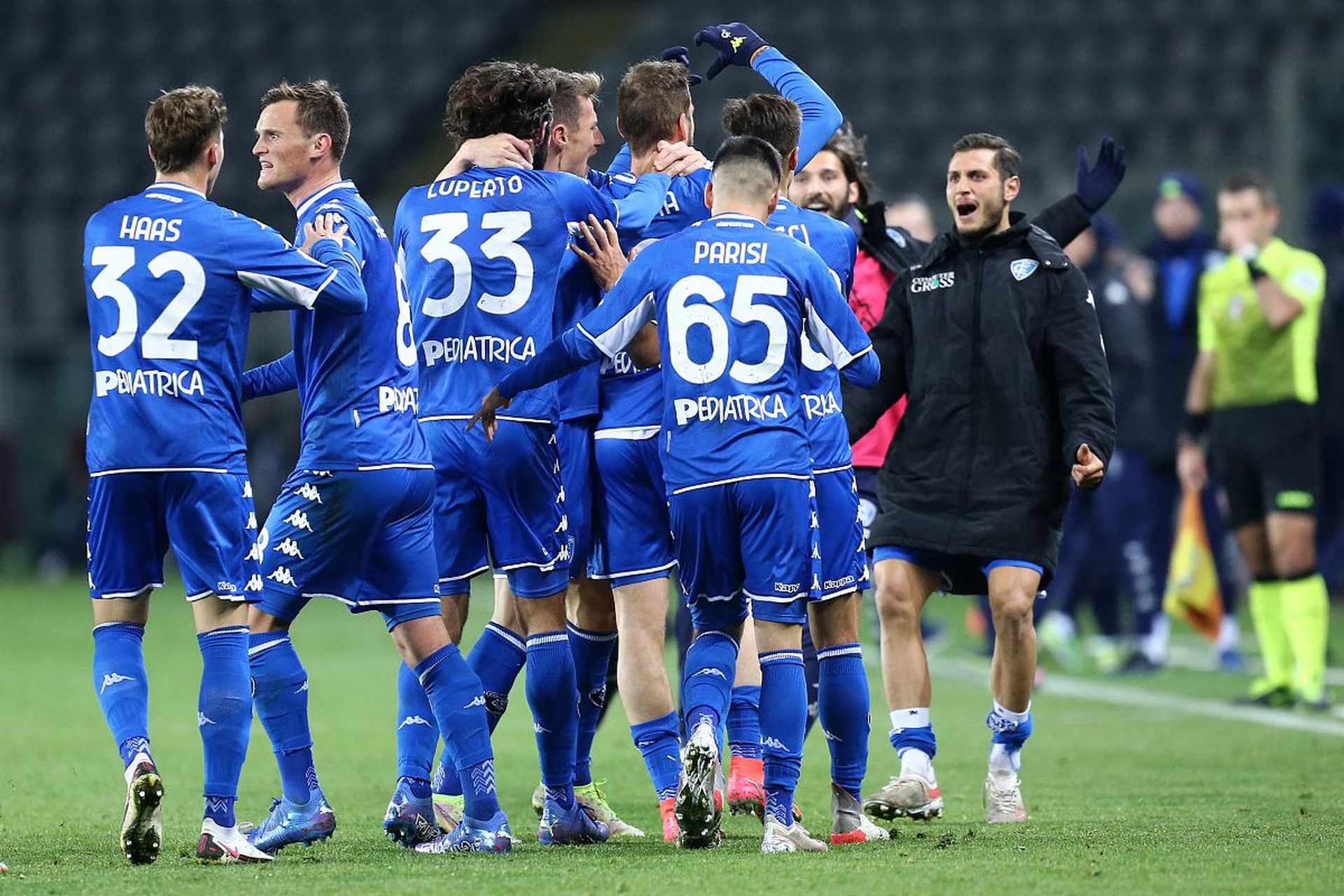 更是在道德 更是在道德